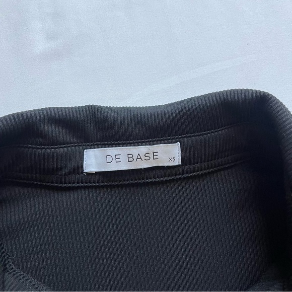 DE BASE black rib knit popover long sleeve bodysuit - Picture 4 of 5